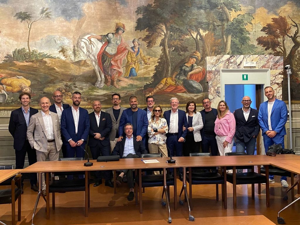 UNA: Il Motore del Successo per le Imprese di Comunicazione – Alberto Acito Guida il Networking in Puglia e Basilicata